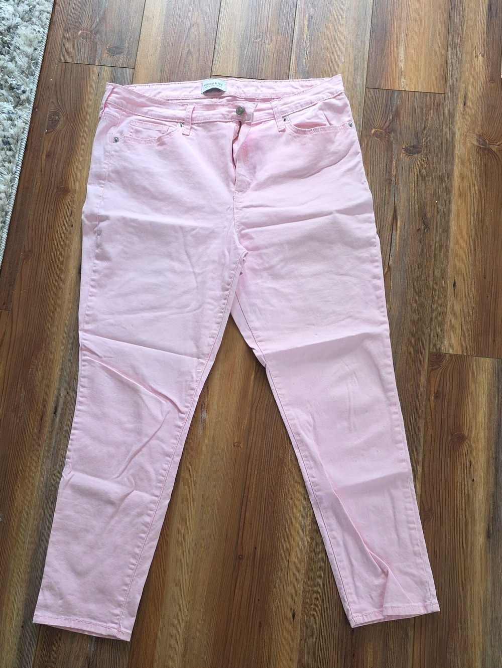 crown & ivy Pink Skinny Jeans